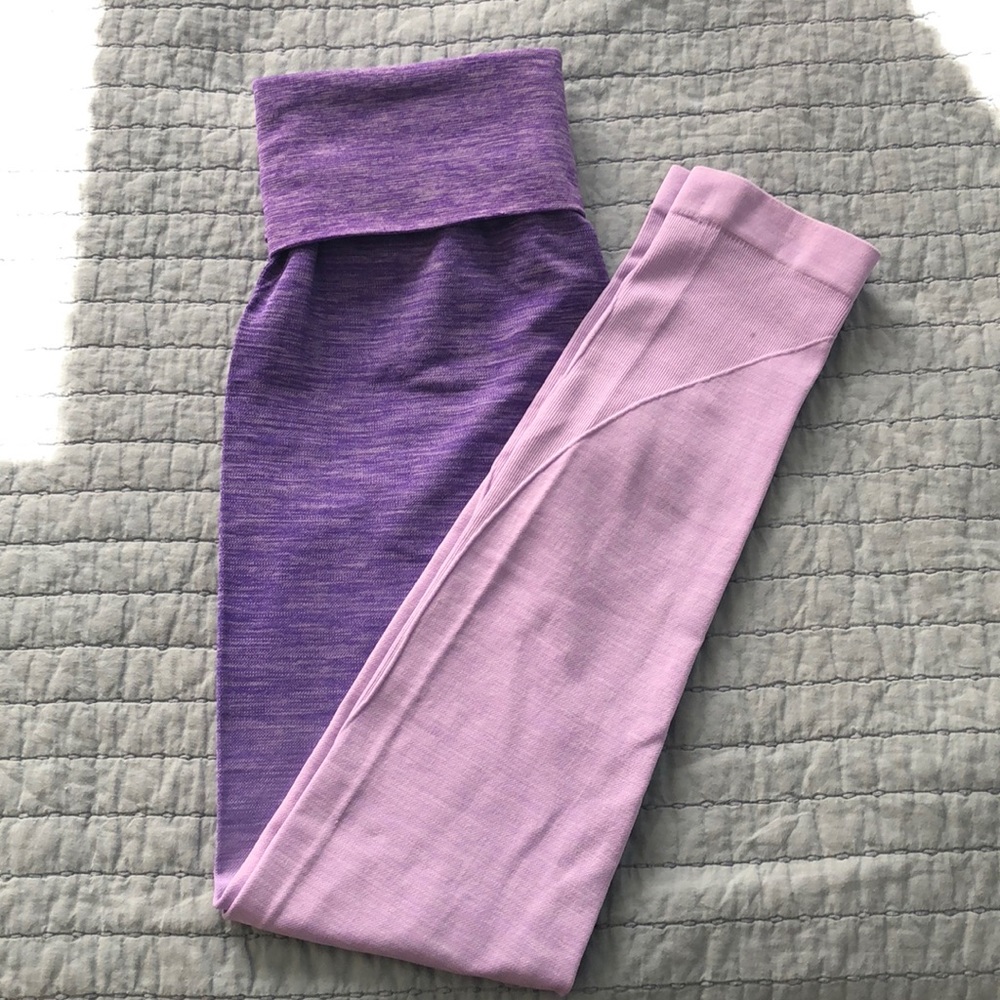 YELETE Fold over purple leggings